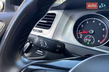 Універсал Volkswagen Golf 2016 в 