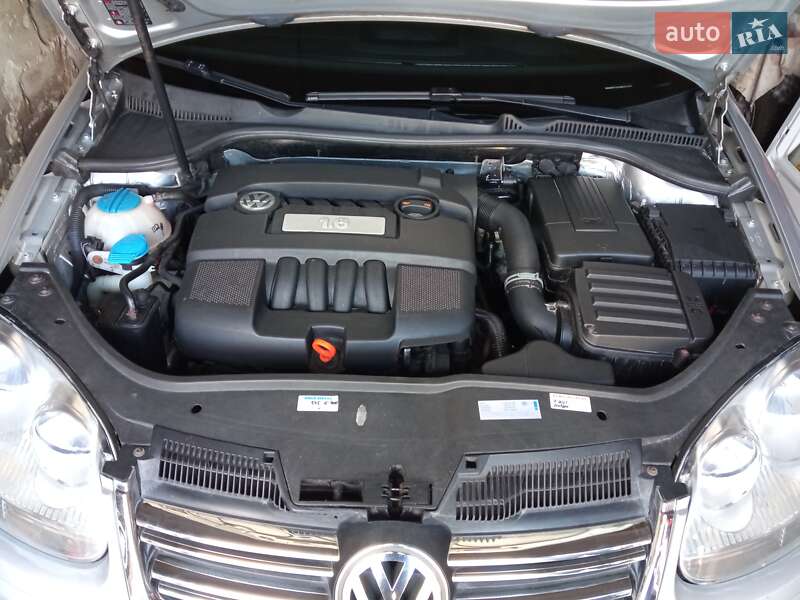 Универсал Volkswagen Golf 2007 в Киеве