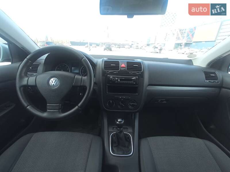 Универсал Volkswagen Golf 2007 в Киеве