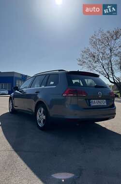 Универсал Volkswagen Golf 2015 в 