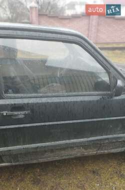 Хэтчбек Volkswagen Golf 1986 в 