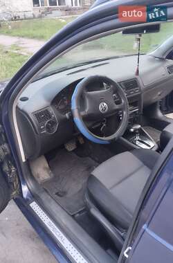 Универсал Volkswagen Golf 2001 в 