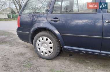 Универсал Volkswagen Golf 2001 в 