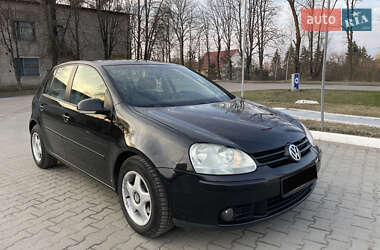 Хэтчбек Volkswagen Golf 2006 в 
