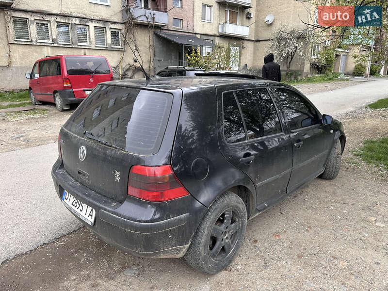 Хэтчбек Volkswagen Golf 2000 в Ужгороде