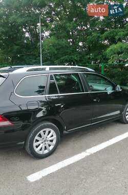 Универсал Volkswagen Golf 2011 в 