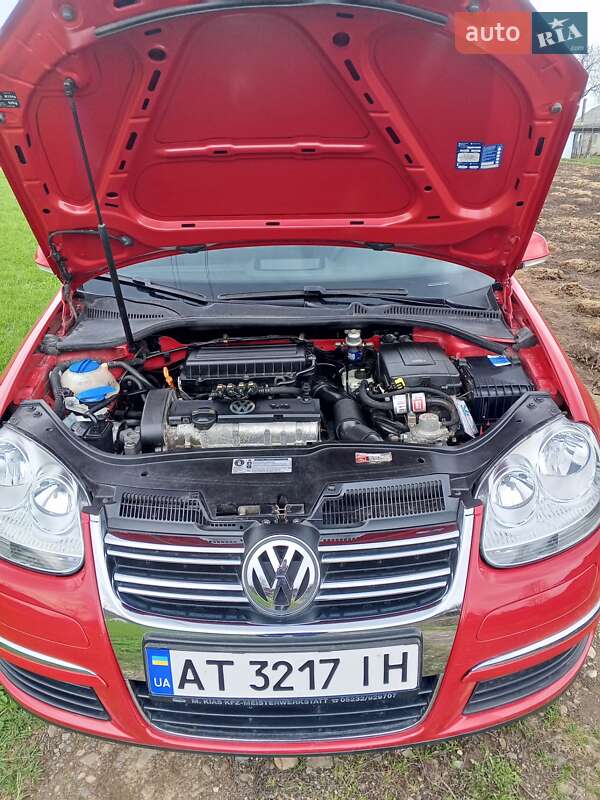 Универсал Volkswagen Golf 2009 в Косове