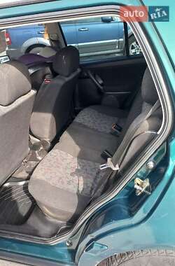Хэтчбек Volkswagen Golf 1996 в 