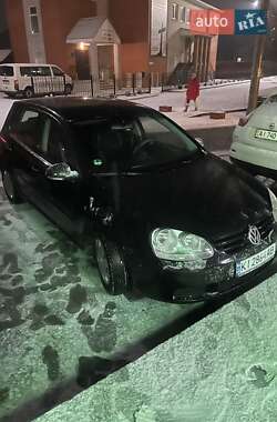 Хетчбек Volkswagen Golf 2006 в 