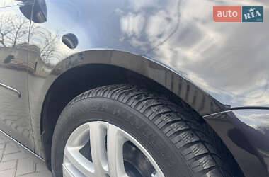 Хэтчбек Volkswagen Golf 2005 в 
