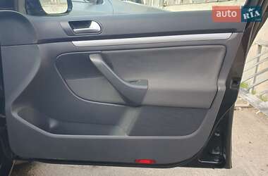 Універсал Volkswagen Golf 2007 в 