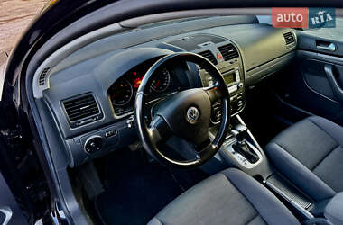 Хэтчбек Volkswagen Golf 2007 в 