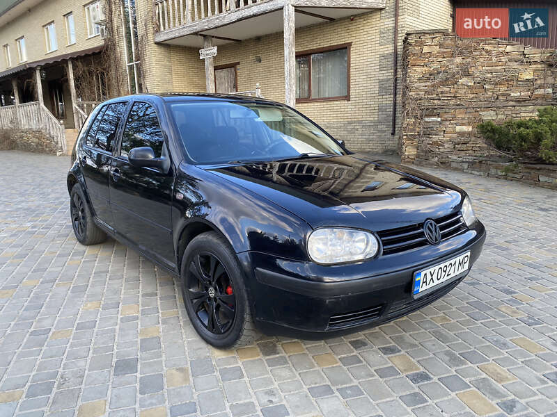 Хэтчбек Volkswagen Golf 1998 в Харькове