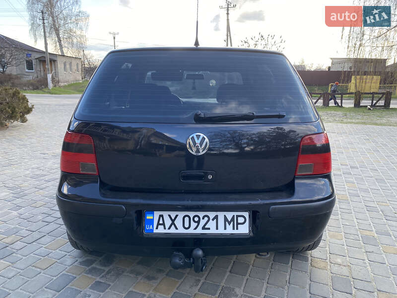 Хэтчбек Volkswagen Golf 1998 в Харькове