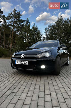 Универсал Volkswagen Golf 2011 в 