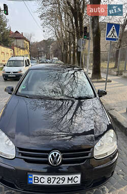 Хетчбек Volkswagen Golf 2007 в 