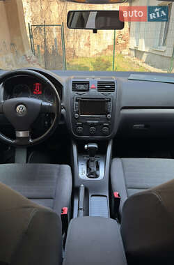 Хетчбек Volkswagen Golf 2007 в 