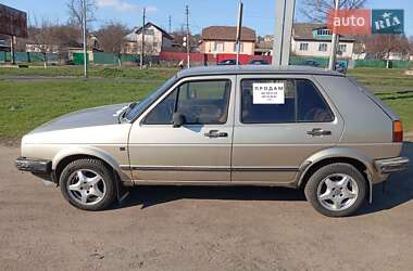 Хэтчбек Volkswagen Golf 1986 в 