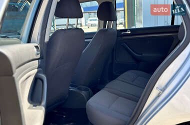 Универсал Volkswagen Golf 2009 в 