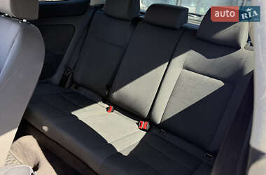 Хетчбек Volkswagen Golf 2006 в 