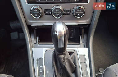 Универсал Volkswagen Golf 2015 в 