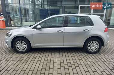 Хетчбек Volkswagen Golf 2020 в Хмельницькому
