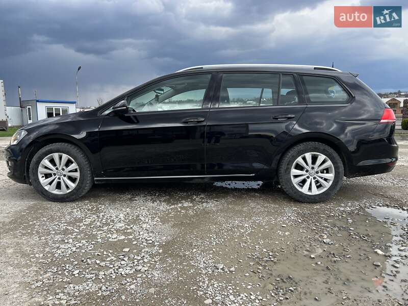 Универсал Volkswagen Golf 2015 в Новоселице