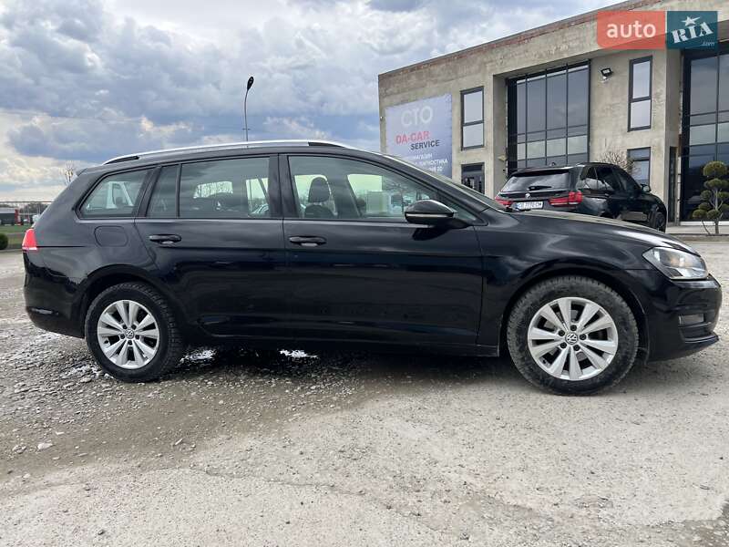 Универсал Volkswagen Golf 2015 в Новоселице