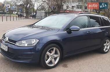 Универсал Volkswagen Golf 2015 в 