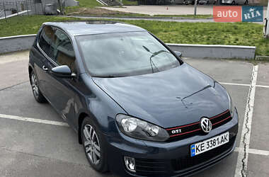 Хэтчбек Volkswagen Golf 2009 в 