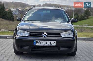 Универсал Volkswagen Golf 2004 в 