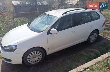 Универсал Volkswagen Golf 2010 в 