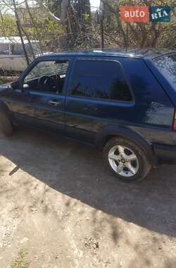 Хетчбек Volkswagen Golf 1988 в 