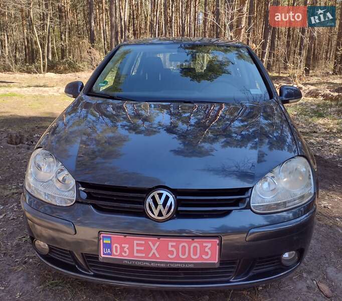 Хетчбек Volkswagen Golf 2007 в Рожище
