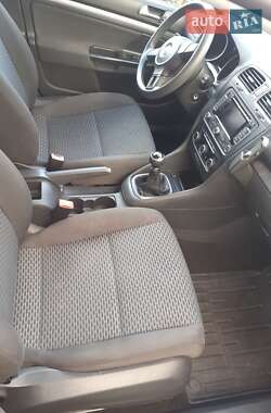 Универсал Volkswagen Golf 2011 в 