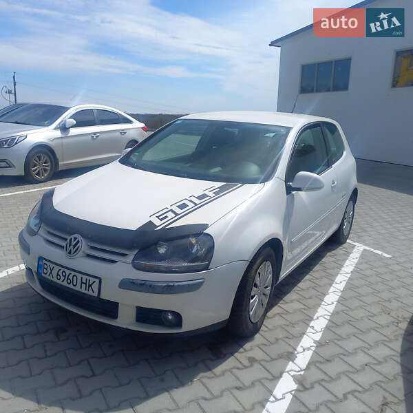 Хетчбек Volkswagen Golf 2008 в Старокостянтинові