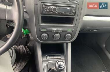 Универсал Volkswagen Golf 2009 в 