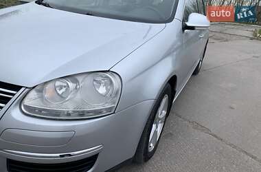 Универсал Volkswagen Golf 2009 в 