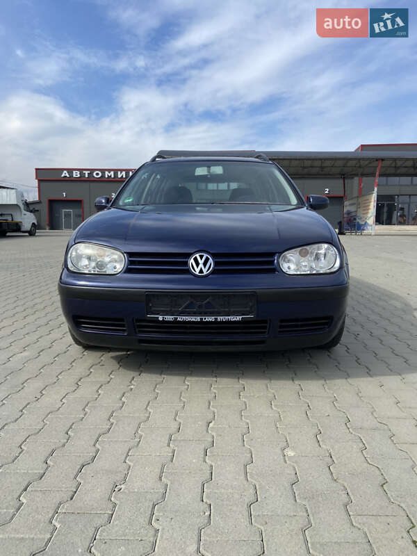 Универсал Volkswagen Golf 2001 в 