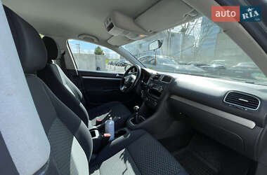 Универсал Volkswagen Golf 2009 в 
