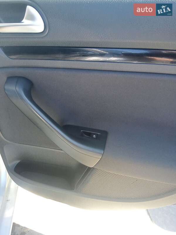 Універсал Volkswagen Golf 2010 в Івано-Франківську