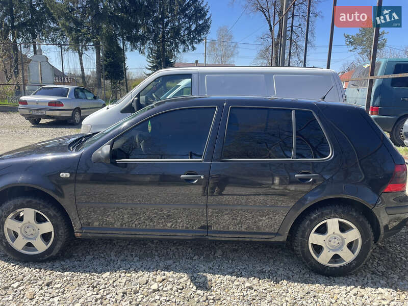Хэтчбек Volkswagen Golf 2000 в Дунаевцах