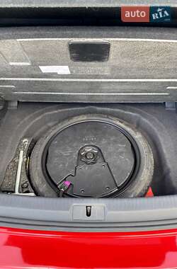 Хэтчбек Volkswagen Golf 2014 в 