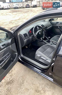 Универсал Volkswagen Golf 2009 в 