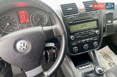 Универсал Volkswagen Golf 2009 в 