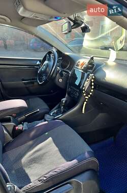 Универсал Volkswagen Golf 2011 в Чернигове