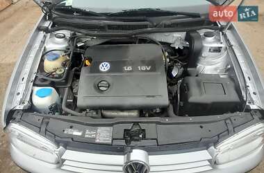 Универсал Volkswagen Golf 2001 в 