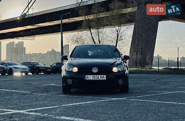 Хетчбек Volkswagen Golf 2011 в 
