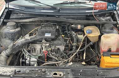 Хэтчбек Volkswagen Golf 1989 в 
