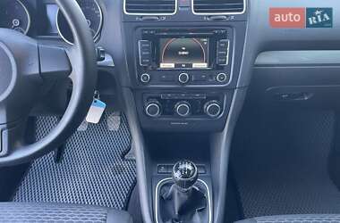 Универсал Volkswagen Golf 2010 в 
